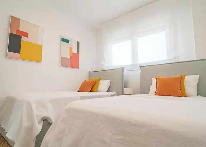 Sea View Celere Apartment *